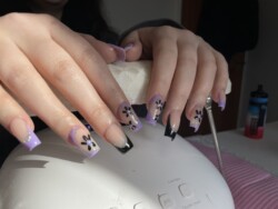 Uñas de cumpleaños